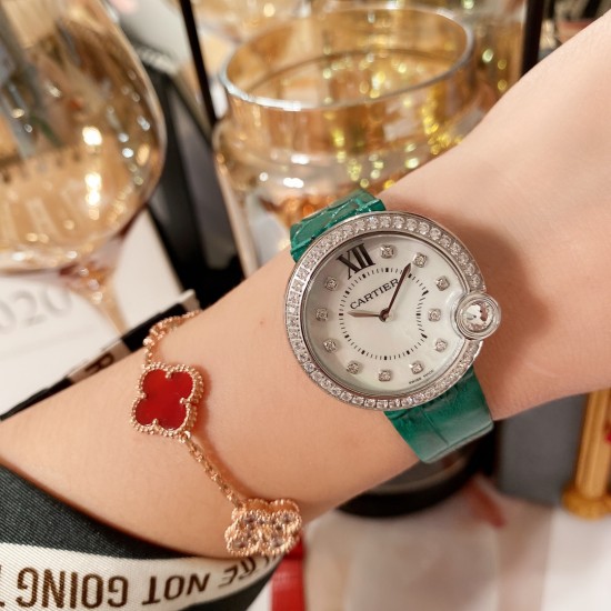 向每一天告白,卡地亚Ballon Blanc de Cartier系列!尺寸30mm!专柜正品同步版本 2019新款最美告白气球,进口机芯,鱼眼水晶玻璃表盘, 4时位置镶嵌明亮式切割菱形圆钻,316L精钢表壳,低调表带上手无敌舒适美,小红书推荐率超高。实物拍摄品质如一 向每一天告白,卡地亚Ballon Blanc de Cartier系列!尺寸30mm!专柜正品同步版本 2019新款最美告白气球,进口机芯,鱼眼水晶玻璃表盘, 4时位置镶嵌明亮式切割菱形圆钻,316L精钢表壳,低调表带上手无敌舒适美,小红书推荐率超高。实物拍摄品质如一