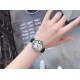 卡地亚 CARTIER 蓝气球奢华系列,316L精钢材质,简约又别具品味,摒弃了现代盛行的繁复华丽的修饰,以简约重新诠释唯美,打造独家高品质,采用高级珍珠贝母制作出表盘,优雅精致高贵气质尽显无漏。尺寸36mm*12mm。 卡地亚 CARTIER 蓝气球奢华系列,316L精钢材质,简约又别具品味,摒弃了现代盛行的繁复华丽的修饰,以简约重新诠释唯美,打造独家高品质,采用高级珍珠贝母制作出表盘,优雅精致高贵气质尽显无漏。尺寸36mm*12mm。