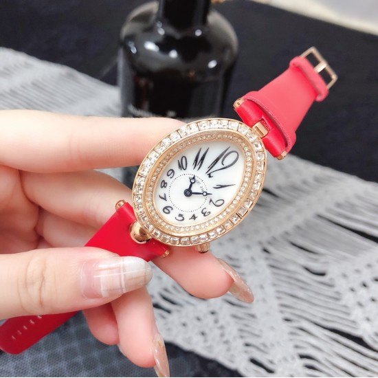 2019新款Breguet-宝玑那不勒斯皇后系列! 史上最强最美 绝对值得拥有的一款 拱桥弧形、表盘用天然白色珍珠母贝 阿拉伯数字时符 经典的蓝钢宝玑指针,完美复刻 那不勒斯皇后款 绝对的女神气质名媛款 最重要的是百搭得来不失少女心 必入款❗带上一秒变女神,各种派对,晚会,聚会,约会,发布会,让你BlingBling 2019新款Breguet-宝玑那不勒斯皇后系列! 史上最强最美 绝对值得拥有的一款 拱桥弧形、表盘用天然白色珍珠母贝 阿拉伯数字时符 经典的蓝钢宝玑指针,完美复刻 那不勒斯皇后款 绝对的女神气质名媛款 最重要的是百搭得来不失少女心 必入款❗带上一秒变女神,各种派对,晚会,聚会,约会,发布会,让你BlingBling