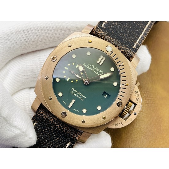 【VS Factory2023墙裂推荐 新力作】V2升级版 VS沛.纳海 Pam382 机芯功能升级:1⃣️时针单独调时,通过时针调历。2⃣️机芯背透 :摆轮与正品一致 螺丝孔位95%以上接近正品。3⃣️直径47毫米!4⃣️搭载定制版自动上链机芯!5⃣️大家常说硬汉风格什么的,我觉得青铜382才是最最硬汉的沛纳海,不光在造型上够钢猛,青铜材质更是在经过岁月洗礼后变得不一样,有经历,有故事,有一种沧桑感,这才是真正的硬汉!敢死队同款哦!VS Factory匠心之作 值得您拥有! 【VS Factory2023墙裂推荐 新力作】V2升级版 VS沛.纳海 Pam382 机芯功能升级:1⃣️时针单独调时,通过时针调历。2⃣️机芯背透 :摆轮与正品一致 螺丝孔位95%以上接近正品。3⃣️直径47毫米!4⃣️搭载定制版自动上链机芯!5⃣️大家常说硬汉风格什么的,我觉得青铜382才是最最硬汉的沛纳海,不光在造型上够钢猛,青铜材质更是在经过岁月洗礼后变得不一样,有经历,有故事,有一种沧桑感,这才是真正的硬汉!敢死队同款哦!VS Factory匠心之作 值得您拥有!