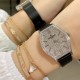 实拍 江诗丹顿-Vacheron Constantin 作为世界上历史悠久的钟表制造商从未停止生产,秉承悉力以赴,精益求精的品牌座右铭,其中有一款-Malte系列25530/000R-9742,经典酒桶型婉表,防磨水晶镜面,内部经反光处理,配置瑞士原装石英机芯,尺寸28.40*38.67毫米,厚度7.28毫米。表壳电镀18K白金/玫瑰金,表带有布绢带,牛皮带两种选择,针扣配带.市面最高版本,你值得拥有! 实拍 江诗丹顿-Vacheron Constantin 作为世界上历史悠久的钟表制造商从未停止生产,秉承悉力以赴,精益求精的品牌座右铭,其中有一款-Malte系列25530/000R-9742,经典酒桶型婉表,防磨水晶镜面,内部经反光处理,配置瑞士原装石英机芯,尺寸28.40*38.67毫米,厚度7.28毫米。表壳电镀18K白金/玫瑰金,表带有布绢带,牛皮带两种选择,针扣配带.市面最高版本,你值得拥有!