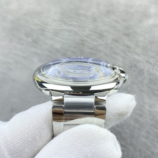 (严选)卡地亚蓝气球 CARTIER BallonBleu全新快拆版本,专柜同步!40mm直径!客户定制的瑞士eta2824机芯,重金打造新款钢带,最新版本!亮点1️⃣钢带皮带不采用任何工具徒手️一健拆卸.机芯摆频每小时28800次,动力持久,走时更加抗震防磁,精准稳定,亮点2⃣️把头居中,手感顺滑。用紫外线照射把头宝石会变红色,和原装一致,五层鱼眼蓝宝石玻璃,淬火烧钢蓝时分秒针,亮点3⃣️40MM厚度与原装基本保持一致。表壳每个部件都采用CNC雕刻而成,工艺细腻光滑。ch 厂出品,出货实拍 (严选)卡地亚蓝气球 CARTIER BallonBleu全新快拆版本,专柜同步!40mm直径!客户定制的瑞士eta2824机芯,重金打造新款钢带,最新版本!亮点1️⃣钢带皮带不采用任何工具徒手️一健拆卸.机芯摆频每小时28800次,动力持久,走时更加抗震防磁,精准稳定,亮点2⃣️把头居中,手感顺滑。用紫外线照射把头宝石会变红色,和原装一致,五层鱼眼蓝宝石玻璃,淬火烧钢蓝时分秒针,亮点3⃣️40MM厚度与原装基本保持一致。表壳每个部件都采用CNC雕刻而成,工艺细腻光滑。ch 厂出品,出货实拍