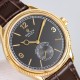 劳力士 ROLEX 恒动1908型,m52508-0006小秒型腕表,是劳力士几百年来第一款透底腕表,腕表尺寸:39mm,独家定制Cal.7140原装机芯,功能外表做到和原装一致;走时精准稳定性! 3. 红金技术,厚度达到包金一般的标准,腕表重量优化! 4.搭配意大利小牛皮,双褶扣,皮质柔软细腻更加贴合手腕给您带来舒适的佩戴感! 劳力士 ROLEX 恒动1908型,m52508-0006小秒型腕表,是劳力士几百年来第一款透底腕表,腕表尺寸:39mm,独家定制Cal.7140原装机芯,功能外表做到和原装一致;走时精准稳定性! 3. 红金技术,厚度达到包金一般的标准,腕表重量优化! 4.搭配意大利小牛皮,双褶扣,皮质柔软细腻更加贴合手腕给您带来舒适的佩戴感!