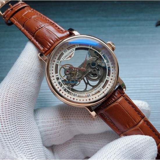 浪琴 Longines B21 精品男士腕表,劲爆镂空设计,技艺精湛,独具匠心,尊贵大气,绅士风范。采用全自动机械机芯,顶级316精钢表壳,进口小牛皮表带,矿物质超强镜面,尺寸43*13 三杰精致推荐男士机械腕表 SJ为你精心挑选超真实实物图拍摄 浪琴 Longines B21 精品男士腕表,劲爆镂空设计,技艺精湛,独具匠心,尊贵大气,绅士风范。采用全自动机械机芯,顶级316精钢表壳,进口小牛皮表带,矿物质超强镜面,尺寸43*13 三杰精致推荐男士机械腕表 SJ为你精心挑选超真实实物图拍摄