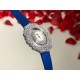 实拍 萧邦Happy Diamonds系列特别款 枫叶美丽并寓意着坚毅精神!即代表永恒爱情送给恋人,也代表对美好的回忆,可送给一路陪伴的朋友,还代表一种岁月的轮回。1比1超前做工同步首发!表面配置三块蓝宝石防刮玻璃,瑞士朗达机芯,尺寸:外径34mm内径14mm。表带14✖️12。 实拍 萧邦Happy Diamonds系列特别款 枫叶美丽并寓意着坚毅精神!即代表永恒爱情送给恋人,也代表对美好的回忆,可送给一路陪伴的朋友,还代表一种岁月的轮回。1比1超前做工同步首发!表面配置三块蓝宝石防刮玻璃,瑞士朗达机芯,尺寸:外径34mm内径14mm。表带14✖️12。