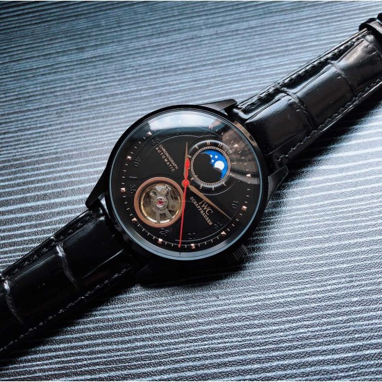 万国--IWC Z2 男士腕表 至臻精品,高雅品位 搭载全自动机械机芯 316L精钢表壳矿物强化玻璃镜面采用进口小牛皮真皮表带尺寸:直径40mm 厚度12mm 三杰精致推荐男士精品机械腕表 精致传承真实效果 SJ品质的保证 万国--IWC Z2 男士腕表 至臻精品,高雅品位 搭载全自动机械机芯 316L精钢表壳矿物强化玻璃镜面采用进口小牛皮真皮表带尺寸:直径40mm 厚度12mm 三杰精致推荐男士精品机械腕表 精致传承真实效果 SJ品质的保证