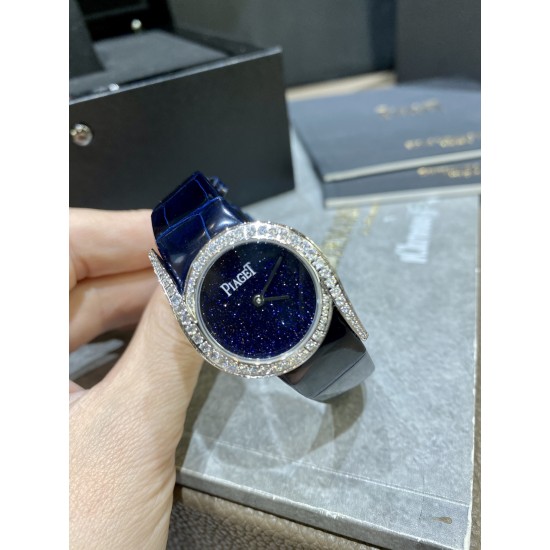 RF厂伯爵新款小号26mm。Limelight Gala系列的女性钻石手表是绝对诱惑的标志,表盘独特的6与9的造型,混合艺术,设计和珠宝,他们赞扬充满活力和大胆女性气质。在伯爵的眼里,每一位演绎人生故事的女主角,都注定拥有出众魅力!别出心裁,不断进阶超越。尺寸26mm 机芯:瑞士朗达机芯 玻璃:蓝宝石镜面 皮带:美洲鳄鱼皮 RF厂伯爵新款小号26mm。Limelight Gala系列的女性钻石手表是绝对诱惑的标志,表盘独特的6与9的造型,混合艺术,设计和珠宝,他们赞扬充满活力和大胆女性气质。在伯爵的眼里,每一位演绎人生故事的女主角,都注定拥有出众魅力!别出心裁,不断进阶超越。尺寸26mm 机芯:瑞士朗达机芯 玻璃:蓝宝石镜面 皮带:美洲鳄鱼皮