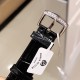 实拍 FranckMuller法兰克穆勒FM Opera系列最新款来袭 原装同步超薄表壳 甩掉市场旧版厚重的壳型,贴合手腕。外壳镶嵌施华洛世奇水钻 瑞士石英机芯 意大利小牛皮表带 电镀18k 细节到位 搭配原装钻扣 尺寸:38mm。 实拍 FranckMuller法兰克穆勒FM Opera系列最新款来袭 原装同步超薄表壳 甩掉市场旧版厚重的壳型,贴合手腕。外壳镶嵌施华洛世奇水钻 瑞士石英机芯 意大利小牛皮表带 电镀18k 细节到位 搭配原装钻扣 尺寸:38mm。