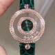 【独家美拍萧邦经邦萧邦HAPPY DIAMONDS系列快乐钻腕表】新增最新绿表盘 蓝宝石玻璃镜面 我们就是自己的神话 原厂瑞士石英机芯 镜面内7颗快乐钻自由转动 活动钻石围绕表盘回旋起舞 制作精巧的表壳玩味透明概念 chopard家标志性的Happy钻石在两片蓝宝石水晶玻璃 形成的空间内自由滑动 充分展现自由和欢快的感觉 表壳顶端与底端各缀有一圈钻石 树叶形指针 较小的同心圆为珍珠母贝质地 呈圆满的球型 两个同心圆环上皆全手工镶有钻石 七颗灵动钻石如悬空漂浮一般 细节见真知 【独家美拍萧邦经邦萧邦HAPPY DIAMONDS系列快乐钻腕表】新增最新绿表盘 蓝宝石玻璃镜面 我们就是自己的神话 原厂瑞士石英机芯 镜面内7颗快乐钻自由转动 活动钻石围绕表盘回旋起舞 制作精巧的表壳玩味透明概念 chopard家标志性的Happy钻石在两片蓝宝石水晶玻璃 形成的空间内自由滑动 充分展现自由和欢快的感觉 表壳顶端与底端各缀有一圈钻石 树叶形指针 较小的同心圆为珍珠母贝质地 呈圆满的球型 两个同心圆环上皆全手工镶有钻石 七颗灵动钻石如悬空漂浮一般 细节见真知