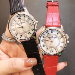 积家-Jaeger-LeCoultr 女士腕表   316L精钢表壳   进口石英机芯   走时精准稳定   真牛皮表带  直径34厚7mm该款腕表备受女性喜爱，在不同的场合 映耀着她们各自的独特个性与迷人风华
