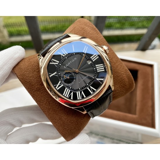 卡地亚 Cartier 精品男士腕表,独特九字位月相设计,技艺精湛,独具匠心,尊贵大气,绅士风范。采用全自动机械机芯,顶级316精钢表壳,进口小牛皮表带,矿物质超强镜面,尺寸42*12 卡地亚 Cartier 精品男士腕表,独特九字位月相设计,技艺精湛,独具匠心,尊贵大气,绅士风范。采用全自动机械机芯,顶级316精钢表壳,进口小牛皮表带,矿物质超强镜面,尺寸42*12