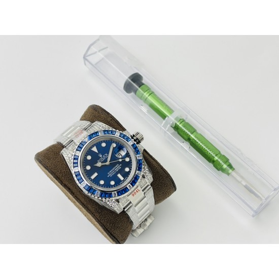 【VRS Factory2022墙裂推荐 市场最高版本】奢华大作,劳力士Rolex SUB潜航者后镶钻定制版!是奢华闪耀与永不退色的融合,更是经典潮流的不二之选!1⃣️【表壳】直径40MM。每一颗钻石/彩宝均来自奥地利(施华洛世奇原产地)经过严格的筛选,确保颜色,大小,火彩统一,专业珠宝镶嵌师精心镶嵌。2⃣️【表带】跟官网同步,904L蚝式钢完美还原坚固耐用的优良血统,效果可媲美原装。3⃣️【机芯】采用复刻界的机芯之王——搭配3135自动上旋机芯。VRS Factory匠心力作 敬请各路表友品鉴! 【VRS Factory2022墙裂推荐 市场最高版本】奢华大作,劳力士Rolex SUB潜航者后镶钻定制版!是奢华闪耀与永不退色的融合,更是经典潮流的不二之选!1⃣️【表壳】直径40MM。每一颗钻石/彩宝均来自奥地利(施华洛世奇原产地)经过严格的筛选,确保颜色,大小,火彩统一,专业珠宝镶嵌师精心镶嵌。2⃣️【表带】跟官网同步,904L蚝式钢完美还原坚固耐用的优良血统,效果可媲美原装。3⃣️【机芯】采用复刻界的机芯之王——搭配3135自动上旋机芯。VRS Factory匠心力作 敬请各路表友品鉴!
