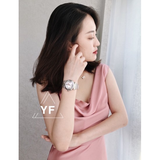 ★实拍《YF》萧邦HAPPY DIAMONDS 市面上最高版本钢带版 钢带加表盘七颗水钻设计 简约大气中带女人味女性美不单单以包包为主 有一款百搭的手表也很重要 如果你有选择恐惧症 这款就是你的唯一 ★实拍《YF》萧邦HAPPY DIAMONDS 市面上最高版本钢带版 钢带加表盘七颗水钻设计 简约大气中带女人味女性美不单单以包包为主 有一款百搭的手表也很重要 如果你有选择恐惧症 这款就是你的唯一