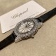 萧邦 LHEURE DU DIAMANT MEDIUM OVAL 此款LHeure du Diamant 椭圆形切割贝壳雕纹镶钻表盘 环以点缀钻石的表圈 优雅气韵 时尚风格和萧邦精湛的手工艺尽显无遗 光华耀眼 萧邦 LHEURE DU DIAMANT MEDIUM OVAL 此款LHeure du Diamant 椭圆形切割贝壳雕纹镶钻表盘 环以点缀钻石的表圈 优雅气韵 时尚风格和萧邦精湛的手工艺尽显无遗 光华耀眼