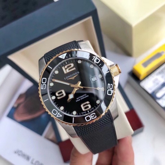 LONGINES 浪琴 新款陶瓷圈康卡斯潜水运动系列 男士自动机械腕表 尺寸41mm!打磨工艺高超。陶瓷表圈高级质感,刻度的立体感和倒角细节两不误。超强夜光效果 匠心之作 ! LONGINES 浪琴 新款陶瓷圈康卡斯潜水运动系列 男士自动机械腕表 尺寸41mm!打磨工艺高超。陶瓷表圈高级质感,刻度的立体感和倒角细节两不误。超强夜光效果 匠心之作 !