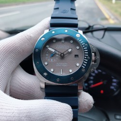 沛纳海 新款来袭SUBMERSIBLE 潜行系列，型号PAM00959 直径47mm,厚度15mm,矿物质强化玻璃，逆时针旋转表圈附分度标，配蓝色嵌入式陶瓷转盘,进口硅胶带，装配全自动机芯！精品奉献，彰显男士魅力，欢迎转载 三杰精心推荐男士机械腕表 SJ为你精心挑选超真实实物图拍摄