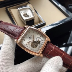 百达翡丽-PATEK PHILIPPE L39 古典系列方型设计 9位置24小时缕空显示⚠️5位置秒针设计全自动机械机芯 【0返修0售后】50米超强防水功能   ，进口防刮蓝宝石玻璃 316精钢表壳 顶级进口316精钢表带 商务休闲 绅士型男睿智所选。尺寸：直径41.98mm 厚度9mm，三杰完美彰显其百达翡丽腕表的皇家血统 三杰精致推荐男士进口机芯腕表 SJ为你精心拍摄超真实实物图