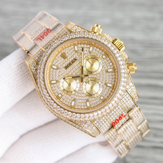 少量到货!新款 劳力士 ROLEX 宇宙计时型迪通拿满天星40系列——904精钢密镶钻款 1⃣️整表密集镶满顶级的施华洛世奇美钻,秒杀其它现有版本的细节和做工!2⃣️厚度13.5mm,采用7750机芯,一档调时,中间不再有日历空档,计时功能一切正常使用!3⃣️超级904钢材质,蓝宝石镜面!4⃣️每条表带和侧边也是镶满钻,真正做到表带镶满无边的工艺!游戏 每个细节都做到了极致!欢迎品鉴! 少量到货!新款 劳力士 ROLEX 宇宙计时型迪通拿满天星40系列——904精钢密镶钻款 1⃣️整表密集镶满顶级的施华洛世奇美钻,秒杀其它现有版本的细节和做工!2⃣️厚度13.5mm,采用7750机芯,一档调时,中间不再有日历空档,计时功能一切正常使用!3⃣️超级904钢材质,蓝宝石镜面!4⃣️每条表带和侧边也是镶满钻,真正做到表带镶满无边的工艺!游戏 每个细节都做到了极致!欢迎品鉴!