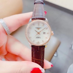 皮带钢带同价机械「Longines开创者系列 赵丽颖 同款型号：L2.320.4.11.6（可佩戴原装质感牛皮）这是浪琴首个所有表款均被授以瑞士天文台认证（COSC）的腕表系列。此款女表采用超薄进口西铁城6t15机芯-   直径30  蓝宝石玻璃镜面防刮效果 316精钢打造与原装一样细节标准 背透设计清晰可见机芯的律动，出席任何场合尽显优雅个性真我态度。钻石圈口璀璨夺目非你莫属！