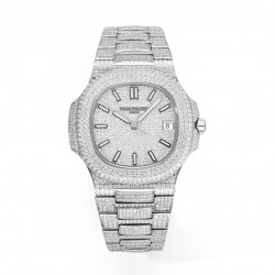 MS Factory强势来袭！百达翡丽PATEK PHILIPPENautilus 5719/10G－010白金腕表，品牌举世闻名超凡珠宝满天星完美结合，这款豪华百达翡丽腕表独特及富有魅力设计，是展现完美工艺的升华之作，是成功人士身份的象征。 进口原装Cal.324 S C自动机械机芯，直径40毫米，至尊奢华腕表，18K白金施洛华钻。蓝宝石双面水晶镜面，日历显示，50米深度防水，瑞士超强夜光！！！