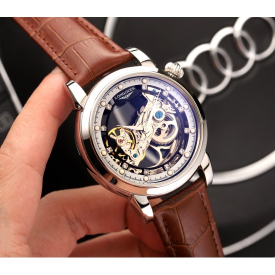 品牌:浪琴 ༶ LONGINES款式:尊贵绅士潮男腕表༶机械尺寸:43mm14mm 机芯:两针镂空飞轮机芯镜面:矿物质水晶玻璃材料:316精钢表扣:折叠扣精致打造,完美呈现༶精品力推༶欢迎转发 品牌:浪琴 ༶ LONGINES款式:尊贵绅士潮男腕表༶机械尺寸:43mm14mm 机芯:两针镂空飞轮机芯镜面:矿物质水晶玻璃材料:316精钢表扣:折叠扣精致打造,完美呈现༶精品力推༶欢迎转发