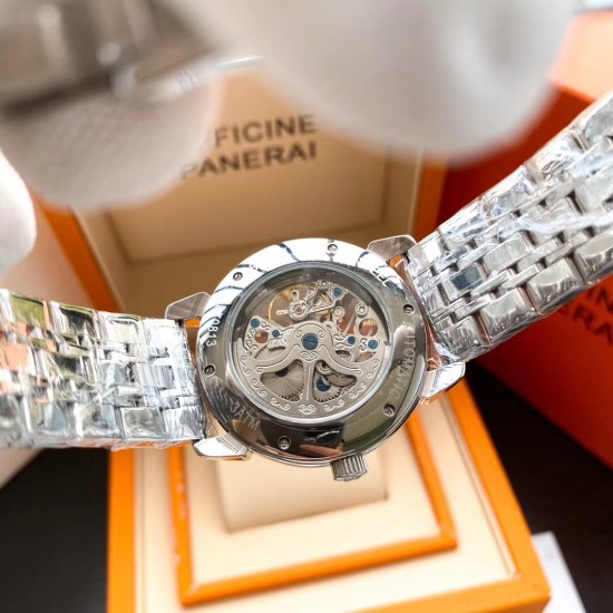 江诗丹顿-Vacheron Constantin ‼️精品男士腕表,劲爆镂空设计,技艺精湛,独具匠心,尊贵大气,绅士风范。采用全自动机械机芯,顶级316精钢表壳表带,矿物质超强镜面,尺寸43-13 江诗丹顿-Vacheron Constantin ‼️精品男士腕表,劲爆镂空设计,技艺精湛,独具匠心,尊贵大气,绅士风范。采用全自动机械机芯,顶级316精钢表壳表带,矿物质超强镜面,尺寸43-13