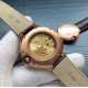 2020款式雕花壳 卡地亚 CARTIER O43(蓝气球系列)精品情侣腕表(顶级)【最佳伴侣】真牛皮表 原装男款进口日本机(精准)女号6T51机来自原装进口 釆用蓝宝石镜面(防刮)顶级打造 尊贵谐美 大气风格 顶级品质 双双拥有 男直径42mm,女直径36mm 请认准独家品质 2020款式雕花壳 卡地亚 CARTIER O43(蓝气球系列)精品情侣腕表(顶级)【最佳伴侣】真牛皮表 原装男款进口日本机(精准)女号6T51机来自原装进口 釆用蓝宝石镜面(防刮)顶级打造 尊贵谐美 大气风格 顶级品质 双双拥有 男直径42mm,女直径36mm 请认准独家品质
