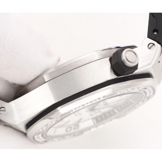 爱彼 Audemars Piguet    AP 皇家橡树离岸型 15710系列  X43 采用莫桑钻圈口 一表一码，二码合一，配送检验证书，联网可查询，国检机构  真正的物美价廉 搭配进口3120机械机芯  904L精钢表壳，进口橡胶表带，防眩光水晶蓝宝石玻璃镜面，尺寸：42mm 14mm[礼物][礼物]五星推荐，自留，送礼，首选