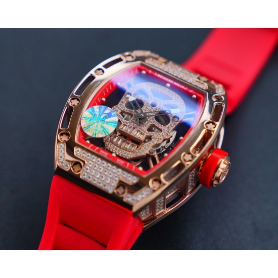 理查德米勒 RICHARD MILLE 最新升級特别版 抛光亮壳 让你体验最亮鬼头 带出最经典的RM052鬼头经典传奇 永不落后 镂空骷髅头腕表.骷髅头轮廓突出,造型霸气不羁,具有震撼人心的魅力。搭配艳耀色彩的真皮轻便表带,更拉风,更前卫。缤纷盛夏,换上短袖T恤的你,腕间搭上鲜艳的表款,是不是很吸睛?尺寸43x50mm ⚠️请认准独家品质 理查德米勒 RICHARD MILLE 最新升級特别版 抛光亮壳 让你体验最亮鬼头 带出最经典的RM052鬼头经典传奇 永不落后 镂空骷髅头腕表.骷髅头轮廓突出,造型霸气不羁,具有震撼人心的魅力。搭配艳耀色彩的真皮轻便表带,更拉风,更前卫。缤纷盛夏,换上短袖T恤的你,腕间搭上鲜艳的表款,是不是很吸睛?尺寸43x50mm ⚠️请认准独家品质