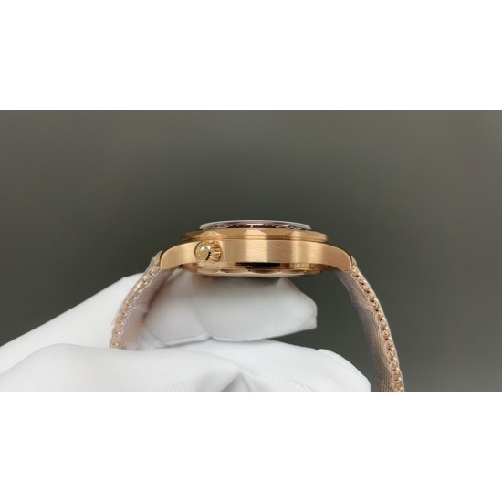新品007 ！OMEGA 欧米茄 海马300 青铜金与勃根地红 尺寸42mm 搭配8806机芯，顶级品质 出货实拍✈️
