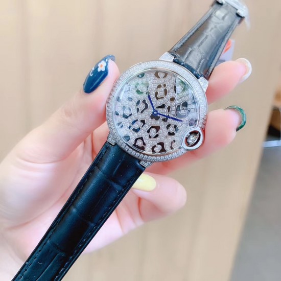 爆款到货卡地亚蓝气球满钻系列双排四角排✨超美人工镶嵌施华洛世奇水晶钻 字面全钻尽显高端品质 鳄鱼纹小牛皮搭配原装折叠扣 方便携带 百搭尺寸36mm(白玫金壳三色可选)适合各种高大上场合[机智]