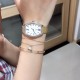 实拍 江诗丹顿-Vacheron Constantin 作为世界上历史悠久的钟表制造商从未停止生产,秉承悉力以赴,精益求精的品牌座右铭,其中有一款-Malte系列25530/000R-9742,经典酒桶型婉表,防磨水晶镜面,内部经反光处理,配置瑞士原装石英机芯,尺寸28.40*38.67毫米,厚度7.28毫米。表壳电镀18K白金/玫瑰金,表带有布绢带,牛皮带两种选择,针扣配带.市面最高版本,你值得拥有! 实拍 江诗丹顿-Vacheron Constantin 作为世界上历史悠久的钟表制造商从未停止生产,秉承悉力以赴,精益求精的品牌座右铭,其中有一款-Malte系列25530/000R-9742,经典酒桶型婉表,防磨水晶镜面,内部经反光处理,配置瑞士原装石英机芯,尺寸28.40*38.67毫米,厚度7.28毫米。表壳电镀18K白金/玫瑰金,表带有布绢带,牛皮带两种选择,针扣配带.市面最高版本,你值得拥有!