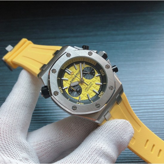 男款⌚️品牌:爱彼-AP皇家橡树 五针多功能男士石英腕表,高级蓝宝石镜面,全自动进口多功能计时跑秒石英机芯,走时稳定0时差 配备顶级316L精钢钢壳,原装天然橡胶表带,搭配原装扣 尺寸43mm,三杰精心推荐男士多功能计时跑秒石英腕表 SJ为你精心打造超真实实物图拍摄 让你超真实实物图体验 男款⌚️品牌:爱彼-AP皇家橡树 五针多功能男士石英腕表,高级蓝宝石镜面,全自动进口多功能计时跑秒石英机芯,走时稳定0时差 配备顶级316L精钢钢壳,原装天然橡胶表带,搭配原装扣 尺寸43mm,三杰精心推荐男士多功能计时跑秒石英腕表 SJ为你精心打造超真实实物图拍摄 让你超真实实物图体验