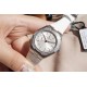 Vacheron Constantin江诗丹顿纵横四海系列OVERSEAS女款小号型2300v/2305v【表壳】表径3610.8mm 同步原装 质感细腻大方 蓝宝石镜面【字面】表盘经旭日纹缎面拉丝工艺处理 深邃优雅 18k金时标均带白色夜光涂层【机芯】CITIZEN8系列改Cal.5300机芯(机芯稳定零返修 )后原装18k纳米镀金质摆陀【表带扣】半马其他十字三片折叠式表扣 进口牛皮表带越欣赏 越懂欣赏 Vacheron Constantin江诗丹顿纵横四海系列OVERSEAS女款小号型2300v/2305v【表壳】表径3610.8mm 同步原装 质感细腻大方 蓝宝石镜面【字面】表盘经旭日纹缎面拉丝工艺处理 深邃优雅 18k金时标均带白色夜光涂层【机芯】CITIZEN8系列改Cal.5300机芯(机芯稳定零返修 )后原装18k纳米镀金质摆陀【表带扣】半马其他十字三片折叠式表扣 进口牛皮表带越欣赏 越懂欣赏