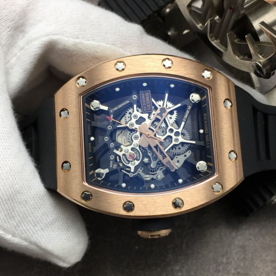 RM工厂出品 理 查徳 米勒 Richard Mille RM35-01 此复刻版表壳和底盖釆用高级喷沙打造,使之壳上下与左右二侧毫无缝隙,马来西亚进口橡胶表带/尼龙表带,使之呈现出超韧性及柔软的感觉,搭载原装进口机械机芯 蓝宝石水晶玻璃 极具个性与夸张的表壳表盘设计只为遇见个性独特的你!RM诚意之作 值得你拥有! RM工厂出品 理 查徳 米勒 Richard Mille RM35-01 此复刻版表壳和底盖釆用高级喷沙打造,使之壳上下与左右二侧毫无缝隙,马来西亚进口橡胶表带/尼龙表带,使之呈现出超韧性及柔软的感觉,搭载原装进口机械机芯 蓝宝石水晶玻璃 极具个性与夸张的表壳表盘设计只为遇见个性独特的你!RM诚意之作 值得你拥有!