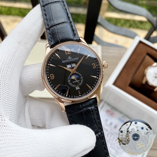 积家Jaeger Lecoultre 精品男士腕表,多功能设计,技艺精湛,独具匠心,尊贵大气,绅士风范。采用全自动机械机芯,顶级316精钢表壳,进口小牛皮表带,矿物质超强镜面,尺寸43-13 积家Jaeger Lecoultre 精品男士腕表,多功能设计,技艺精湛,独具匠心,尊贵大气,绅士风范。采用全自动机械机芯,顶级316精钢表壳,进口小牛皮表带,矿物质超强镜面,尺寸43-13