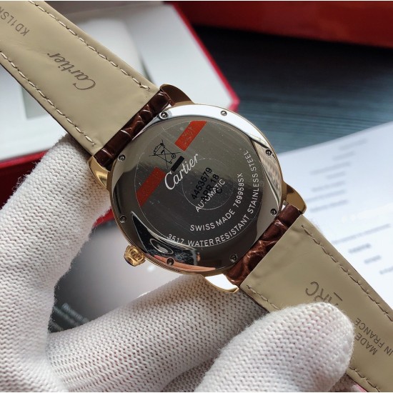 顶级复刻正品开模 CARTIER 卡地亚 X8 伦敦SOLO系列男款 CARTIER W6701010 正品开模,2892机,搭配真鳄鱼皮,喷砂日历,CNC深度加工把的镶嵌同正品同样的尖晶宝石,莫式硬度达到九级。表扣原装圆弧并喷砂处理,字体清晰 一表一码 三杰精致推荐男士精品机械腕表 精致传承真实效果 SJ品质的保证 顶级复刻正品开模 CARTIER 卡地亚 X8 伦敦SOLO系列男款 CARTIER W6701010 正品开模,2892机,搭配真鳄鱼皮,喷砂日历,CNC深度加工把的镶嵌同正品同样的尖晶宝石,莫式硬度达到九级。表扣原装圆弧并喷砂处理,字体清晰 一表一码 三杰精致推荐男士精品机械腕表 精致传承真实效果 SJ品质的保证