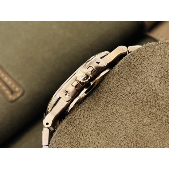 【PFF Factory新势力 新力作】V4最高升级版本 最高复刻 百达.翡丽PATEK PHILIPPE 优雅运动系列5711/1A鹦鹉螺!PFF震撼出品!钢表之王!1⃣️【机芯】全网最佳解毒方案,搭配百达.翡丽9015机改Cal.324自动上链一体机芯!精准稳定!2⃣️【表带】定制级人体工程学表带,钢带中珠是钻石型的,与正品相结合。3⃣️【直径】表壳尺寸40毫米,厚度仅9.0毫米,也与原装最接近。【PFF Factory】匠心之作 欢迎您的品鉴! 【PFF Factory新势力 新力作】V4最高升级版本 最高复刻 百达.翡丽PATEK PHILIPPE 优雅运动系列5711/1A鹦鹉螺!PFF震撼出品!钢表之王!1⃣️【机芯】全网最佳解毒方案,搭配百达.翡丽9015机改Cal.324自动上链一体机芯!精准稳定!2⃣️【表带】定制级人体工程学表带,钢带中珠是钻石型的,与正品相结合。3⃣️【直径】表壳尺寸40毫米,厚度仅9.0毫米,也与原装最接近。【PFF Factory】匠心之作 欢迎您的品鉴!