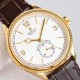 劳力士 ROLEX 恒动1908型,m52508-0006小秒型腕表,是劳力士几百年来第一款透底腕表,腕表尺寸:39mm,独家定制Cal.7140原装机芯,功能外表做到和原装一致;走时精准稳定性! 3. 红金技术,厚度达到包金一般的标准,腕表重量优化! 4.搭配意大利小牛皮,双褶扣,皮质柔软细腻更加贴合手腕给您带来舒适的佩戴感! 劳力士 ROLEX 恒动1908型,m52508-0006小秒型腕表,是劳力士几百年来第一款透底腕表,腕表尺寸:39mm,独家定制Cal.7140原装机芯,功能外表做到和原装一致;走时精准稳定性! 3. 红金技术,厚度达到包金一般的标准,腕表重量优化! 4.搭配意大利小牛皮,双褶扣,皮质柔软细腻更加贴合手腕给您带来舒适的佩戴感!