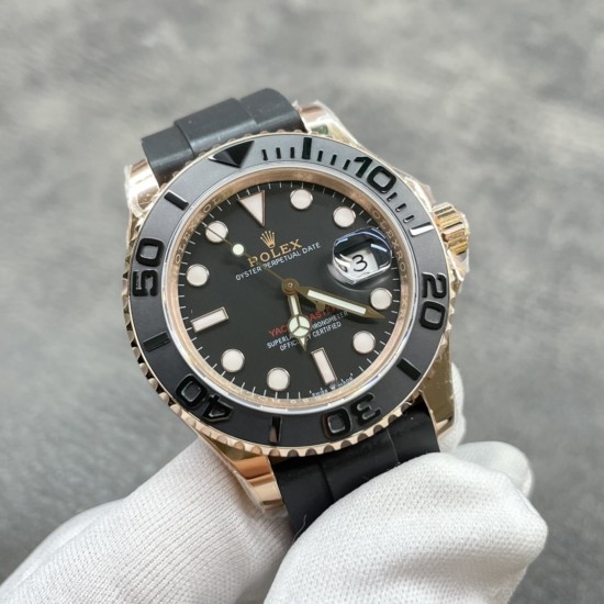 ROLEX 劳力士 YACHT MASTER 游艇名仕型 116655 搭载3235机芯,运动男表, 精钢镀厚玫瑰金表壳 ,陶瓷表圈 ,可双向转动 ,旋入式表冠 ,蓝宝石镜面有日历放大镜6点位镭射皇冠防伪 !氟橡胶表带 ,表带侧面有OYSTERFLEX字样雕刻 !表带背面有导汗槽 ,Glidelock折叠保险表扣 ,40mm 直径.出货实拍 ROLEX 劳力士 YACHT MASTER 游艇名仕型 116655 搭载3235机芯,运动男表, 精钢镀厚玫瑰金表壳 ,陶瓷表圈 ,可双向转动 ,旋入式表冠 ,蓝宝石镜面有日历放大镜6点位镭射皇冠防伪 !氟橡胶表带 ,表带侧面有OYSTERFLEX字样雕刻 !表带背面有导汗槽 ,Glidelock折叠保险表扣 ,40mm 直径.出货实拍