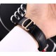 实物拍摄品牌:卡地亚-CARTIER 类型:男士腕表表壳:316精钢(做工上乘)表带:进口小牛皮/原装扣机芯:高级定制全自动机械机芯(走时稳定)材料:高级强化镀膜镜面尺寸:直径46mm,厚度14mm 实物拍摄品牌:卡地亚-CARTIER 类型:男士腕表表壳:316精钢(做工上乘)表带:进口小牛皮/原装扣机芯:高级定制全自动机械机芯(走时稳定)材料:高级强化镀膜镜面尺寸:直径46mm,厚度14mm