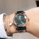 实拍 原单工厂品质 【欧洲版本全球限量款】【30mm】萧邦HAPPYDIAMONDS系列,翡翠绿来啦!都说男戴万国女戴萧邦 有金(进)有钻(赚)寓意也很好。表盘内的钻石滚珠可自由滑行转动,5钻时来运转 财运滚滚。绿色美洲鳄鱼皮 这个绿色简直不要太好看了 表盘30mm大小 一种半钢半金,一种全玫瑰金,蓝宝石三层玻璃镜面,自动上链机械机芯。 实拍 原单工厂品质 【欧洲版本全球限量款】【30mm】萧邦HAPPYDIAMONDS系列,翡翠绿来啦!都说男戴万国女戴萧邦 有金(进)有钻(赚)寓意也很好。表盘内的钻石滚珠可自由滑行转动,5钻时来运转 财运滚滚。绿色美洲鳄鱼皮 这个绿色简直不要太好看了 表盘30mm大小 一种半钢半金,一种全玫瑰金,蓝宝石三层玻璃镜面,自动上链机械机芯。