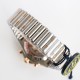 【硬核钢王】GF新品百年灵Chronomat，备受关注的蝴蝶扣辊珠精钢表链因其类似“子弹”的外形被称为“子弹链”。一体式圆滑倒角处理，每一处细节都展现出高辨识度机械美感！表壳纵向拉丝更显GF超凡的打磨功力！材质： 316L精钢直径： 42毫米机芯：Asia-7750机芯GF出品，复刻首选！