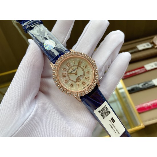 实拍 v18出品 狠货来袭 积家 约会大师 升级版最新24小时日月星辰 日月分明 女士腕表 珠宝镶钻设计风格首次使用高级珠宝的爪镶工艺而非常罕见轨道镶嵌!采用锆石材料。鲜艳光泽强!壳套:珠宝镶钻表壳、316L精钢玻璃:采用蓝宝石水晶表镜表盘:珍珠母贝镶钻表盘、台湾厂立体数字真钉立体!太阳月亮浮现出立体效果24小时日月分明表带:美洲鳄鱼皮表带尺寸:直径36mm,厚度8.8mm机芯:瑞士进口机芯体现出高贵优雅气质、材质进口质量保证零0⃣返修 实拍 v18出品 狠货来袭 积家 约会大师 升级版最新24小时日月星辰 日月分明 女士腕表 珠宝镶钻设计风格首次使用高级珠宝的爪镶工艺而非常罕见轨道镶嵌!采用锆石材料。鲜艳光泽强!壳套:珠宝镶钻表壳、316L精钢玻璃:采用蓝宝石水晶表镜表盘:珍珠母贝镶钻表盘、台湾厂立体数字真钉立体!太阳月亮浮现出立体效果24小时日月分明表带:美洲鳄鱼皮表带尺寸:直径36mm,厚度8.8mm机芯:瑞士进口机芯体现出高贵优雅气质、材质进口质量保证零0⃣返修
