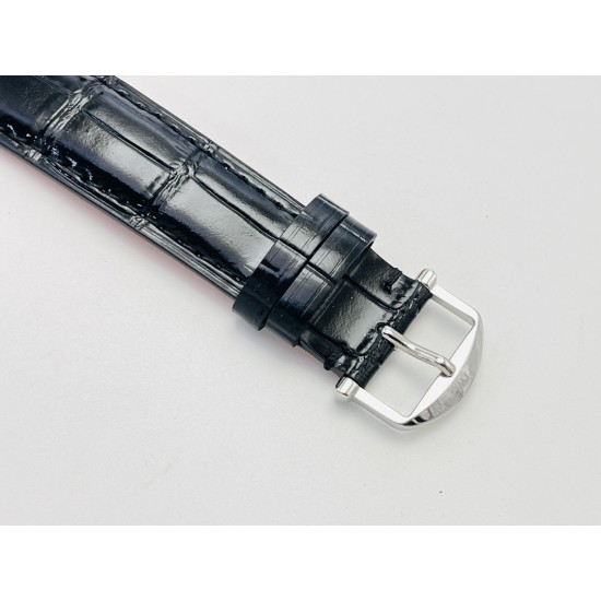 IWS新品 颜值巅峰IWC旗下最耀眼的明星,万国长动能月相专家。全新的葡萄牙系列系列IW544401透底腕表。【表壳】316L精钢表壳,打磨抛光非常圆润。小秒针盘位于6点钟位置附拨针停秒功能。3点位写有PORTOFINO(柏涛菲诺英文)双面防反光拱形蓝宝石镀膜镜面!【表带】意大利小牛皮!【机芯】自主研制自动上链机械机芯,机芯稳定,走时准。IWC旗下最耀眼的透底腕表。适合各种商务场合,简敛精致不失优雅!IWS Factory匠心力作 欢迎各路表友品鉴! IWS新品 颜值巅峰IWC旗下最耀眼的明星,万国长动能月相专家。全新的葡萄牙系列系列IW544401透底腕表。【表壳】316L精钢表壳,打磨抛光非常圆润。小秒针盘位于6点钟位置附拨针停秒功能。3点位写有PORTOFINO(柏涛菲诺英文)双面防反光拱形蓝宝石镀膜镜面!【表带】意大利小牛皮!【机芯】自主研制自动上链机械机芯,机芯稳定,走时准。IWC旗下最耀眼的透底腕表。适合各种商务场合,简敛精致不失优雅!IWS Factory匠心力作 欢迎各路表友品鉴!