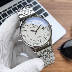 实物拍摄品牌：百达翡丽-PATEK PHILPPE 类型：[酷]男士腕表表壳：316精钢（做工优质）表带：进口小牛皮/316精钢(两种可选)机芯：高级定制全自动机械机芯(走时稳定)材料：高级强化镀膜镜面尺寸：直径40mm 厚度12mm