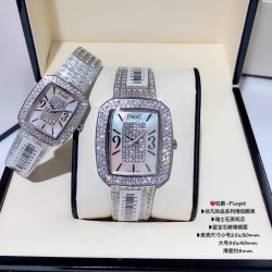 实拍 伯爵-Piaget 非凡珍品系列情侣腕表 瑞士石英机芯蓝宝石玻璃镜面 表壳尺寸小号25x30mm 大号35x40mm厚度约8mm