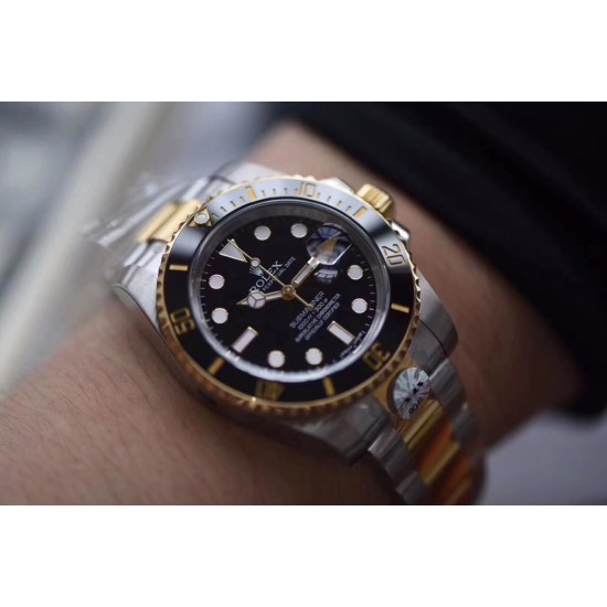 AR超强神作 劳力士 ROLEX SUB潜航者"116613"超级进口904钢版间金水鬼,搭载订制版超级3135机芯!圈口字体与颜色做出了正品一致的视觉,圈口不再沿用双面胶粘去的,做工与正品一致的冲压上去,使圈口更牢固不再出现脱落!表带表壳的904钢均能达到国际检测标准! AR超强神作 劳力士 ROLEX SUB潜航者"116613"超级进口904钢版间金水鬼,搭载订制版超级3135机芯!圈口字体与颜色做出了正品一致的视觉,圈口不再沿用双面胶粘去的,做工与正品一致的冲压上去,使圈口更牢固不再出现脱落!表带表壳的904钢均能达到国际检测标准!