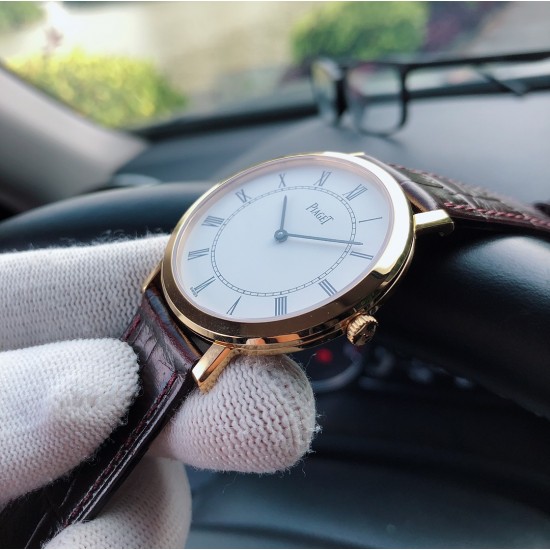 伯爵 PIAGET B0 超薄,直径40厚度8MM,采用改装高品质手翻机芯Cal.1400:原装一致夹板刻字,机芯稳定!蓝宝石水晶镜面,原装比例细节!特别注重手表的大小,弧度,抛光,刻字! 外壳均采用真空电镀,特别是白金款式光亮不掉色,纯正316进口钢材使整表更有坠感,欢迎比对!双面进口意大利小牛皮和原装扣! 三十米防水!三杰精致推荐男士超薄机械腕表 SJ为你精心打造超真实实物图拍摄 伯爵 PIAGET B0 超薄,直径40厚度8MM,采用改装高品质手翻机芯Cal.1400:原装一致夹板刻字,机芯稳定!蓝宝石水晶镜面,原装比例细节!特别注重手表的大小,弧度,抛光,刻字! 外壳均采用真空电镀,特别是白金款式光亮不掉色,纯正316进口钢材使整表更有坠感,欢迎比对!双面进口意大利小牛皮和原装扣! 三十米防水!三杰精致推荐男士超薄机械腕表 SJ为你精心打造超真实实物图拍摄