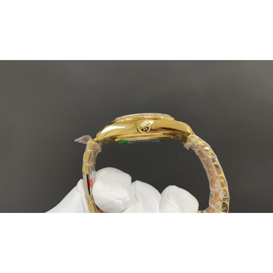 ROLEX  劳力士 双历型  黄金绿 ～